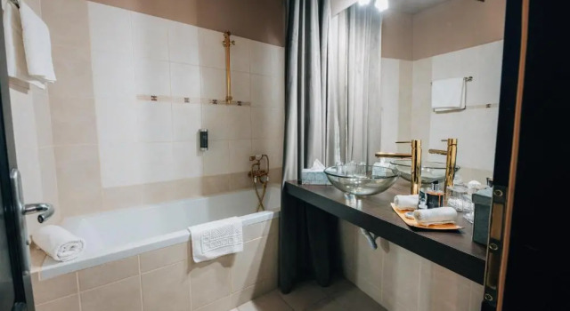 Полулюкс Deluxe Hotel Telč