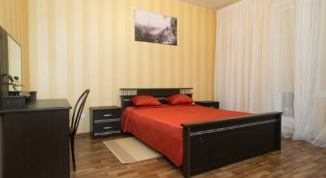 Apartment on Sverdlovsky Prospekt 88