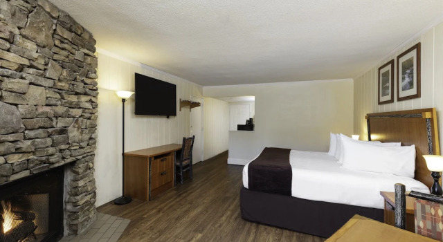 Двухместный номер Standard с видом на реку River Terrace Resort & Convention Center