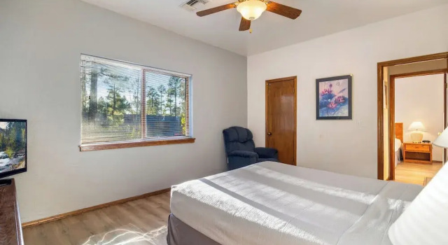Коттедж Grand Pine-Santa Fe by Roundhouse Resort and Spa
