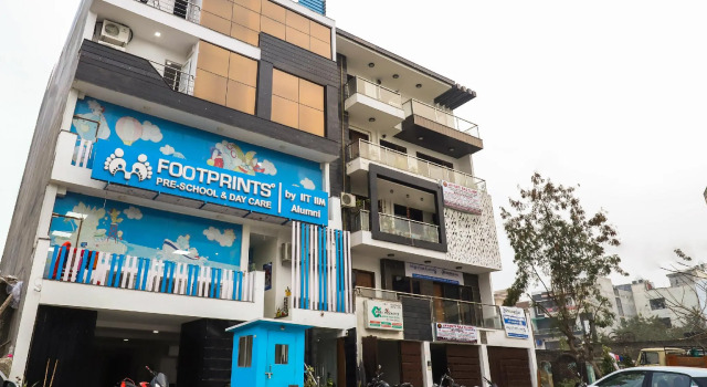 OYO 28606 Kavya Residency