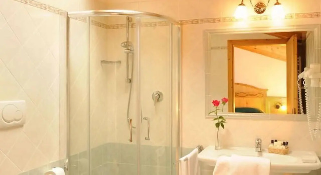 Двухместный номер Standard с балконом Hotel Garnì La Soldanella