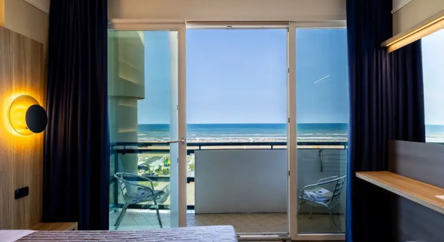 Номер Deluxe Hotel Palm Beach B&B SEA VIEW