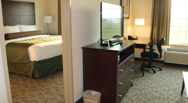Люкс Cobblestone Inn & Suites - Lamoni