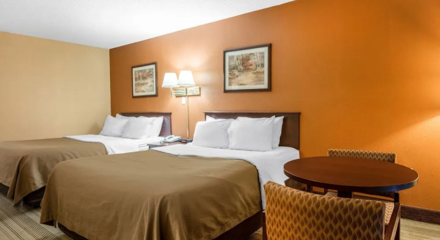 Rodeway Inn Gordonville, Prenota Hotel Hotel a Tennessee con piscina, Piscina
