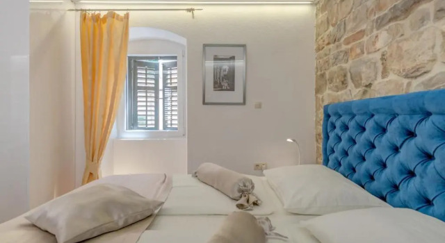Guesthouse Imperator, Prenota Affittacamere Splitska 