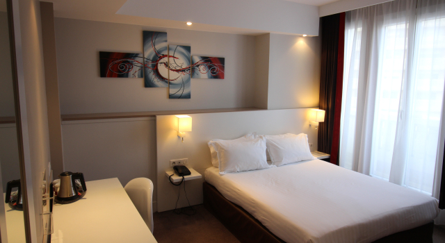 Holiday Inn Paris - Auteuil by IHG