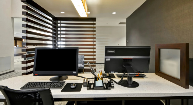 Homewood Suites By Hilton Phoenix Tempe Asu Area, Забронировать Отель Пруд в Темпе Phoenix Metropolitan Area