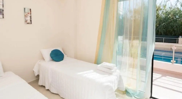 Вилла с видом на море Kronos Villas
