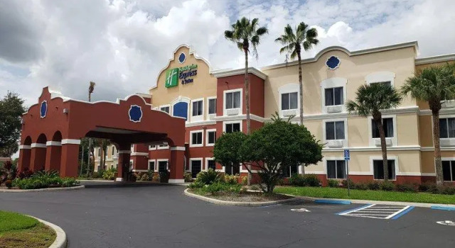 Run of House Holiday Inn Express Hotel & Suites - The Villages by IHG