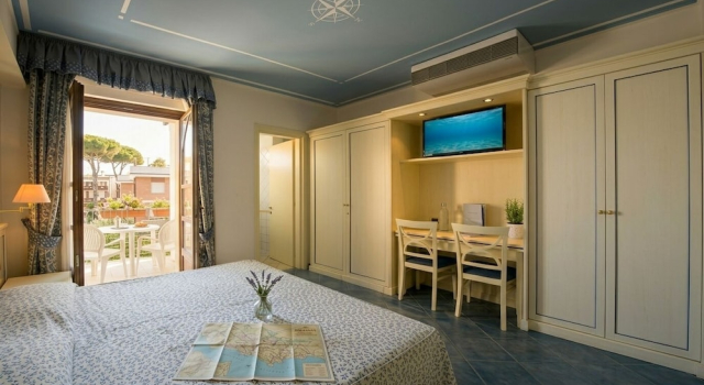 Двухместный номер Classic с балконом Hotel Poseidon