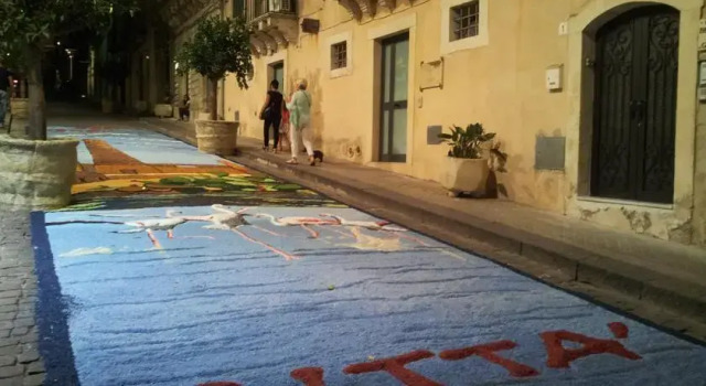 Suite con Terrazzo, Book Apartment Hotels in Sicily with Parking, Parking