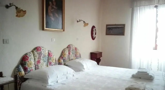 Villa di Montegemoli, Book Villa Cottages in Pomarance, Cottage