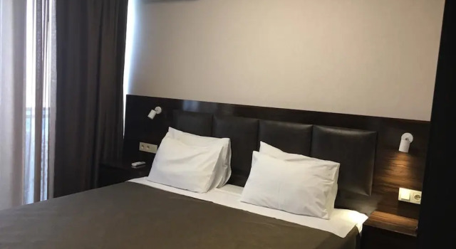 Люкс Deluxe с балконом Отель «36», ORBI Beach Tower, Батуми, 36-й этаж