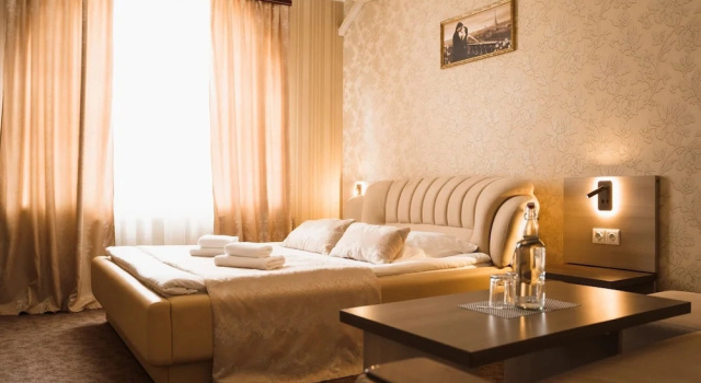 Двухместный номер Deluxe с балконом и с красивым видом из окна Гостиничный комплекс «Глобус»