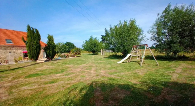 Коттедж Holiday Home With Garden
