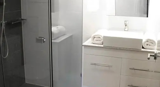 1 Bedroom Apartment Beaconlea