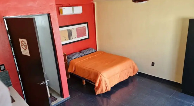 Independent Apartment Wifi AC, Stove, Fridge, TV, Prenota Appartamento Hotel a Yucatán con parcheggio, Parcheggio