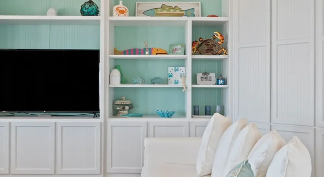 Коттедж Beach Don't Kill My Vibe 4 Bedroom Home by RedAwning