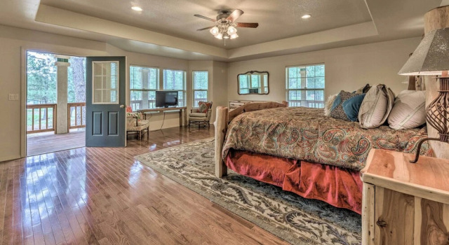 Spacious Ruidoso Retreat on 6 Gated Acres!, Varaa Lomakoti Alto New Mexico