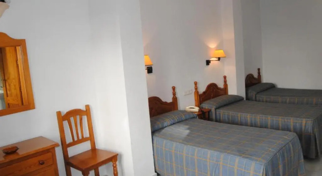 Трёхместный номер Standard Hotel Mirasol