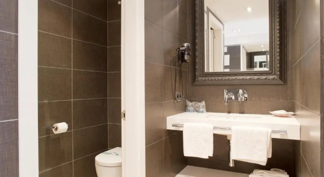 Двухместный номер Comfort с балконом и с видом на город Hotel Spa La Terrassa