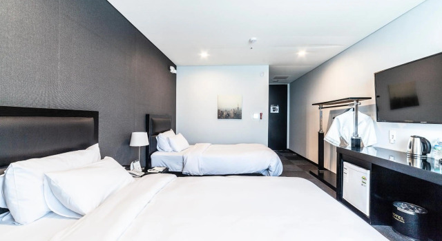 Gangneung Tourist Hotel