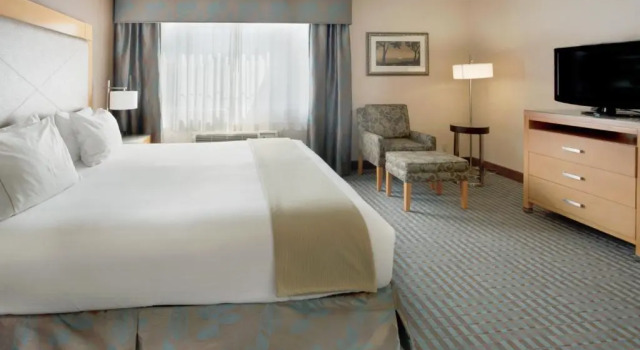 Четырёхместный номер Deluxe Holiday Inn Express Monterey - Cannery Row by IHG