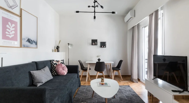 Апартаменты UPSTREET Desirable 1BD Apt in Kolonaki