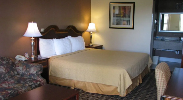 Charleston Creekside Inn, Забронировать Отель Отели West of the Ashley с завтраком, Завтраки