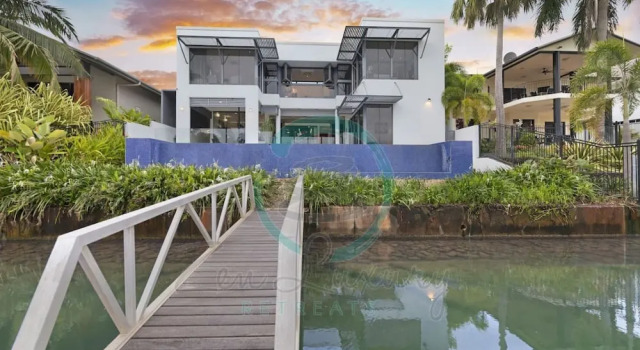 Коттедж Zenlux Waterfront Mansion Infinity Pool Cinema