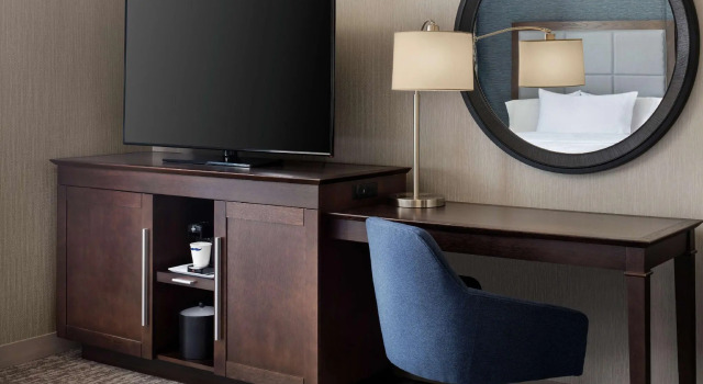 Четырёхместный номер Standard Hampton Inn & Suites Teaneck/Glenpointe