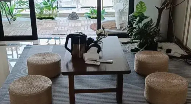 Yuni Chujian Homestay (Luowen Avenue), Rezerwuj Hotel Hotele w Nanning z parkingiem, Parking