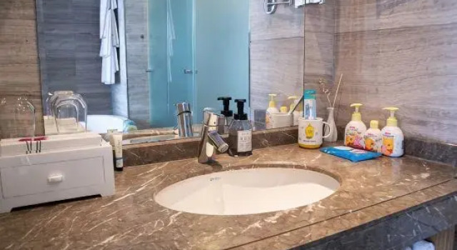 Двухместный семейный люкс с видом на море Brigh Radiance Hotel Yantai