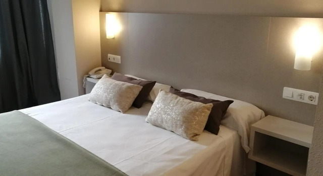 Duerming Villa De Sarria Hotel, Buchen Sie Hotel Sarria, Lugo 