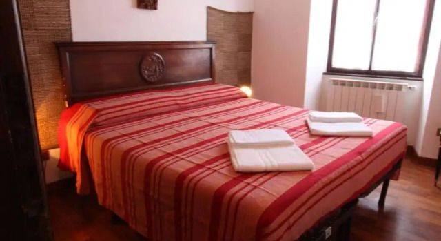 Captivating 4 -bed Apartment in Bellagio Historic, Prenota Appartamento Hotel a Como con parcheggio, Parcheggio