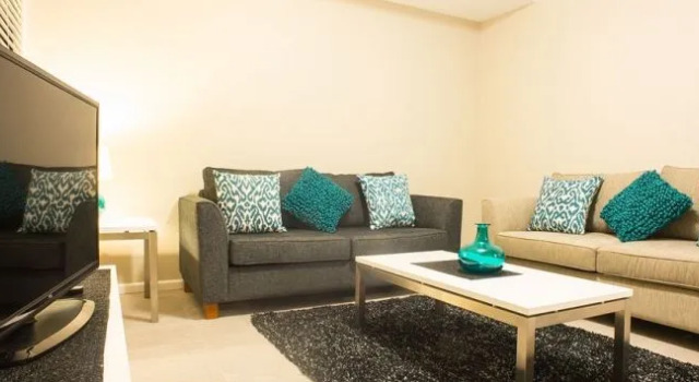 Amaaze Airport Apartments