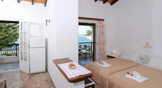 Студия Kalamionas Studios & Apartments