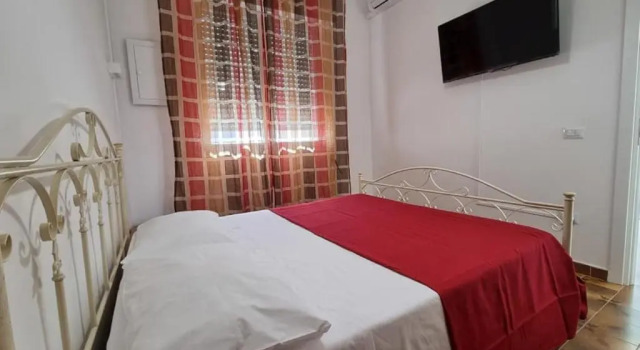 Alvaro Holiday Home, Buchen Sie Ferienwohnung Hotels in Porto Cesareo mit Parkplatz, Parkplätze