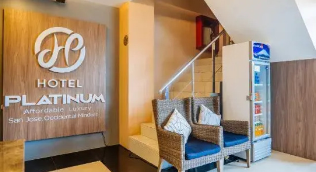 RedDoorz Plus @ Hotel Platinum Occidental Mindoro, Réserver Hôtel San Jose Mindoro