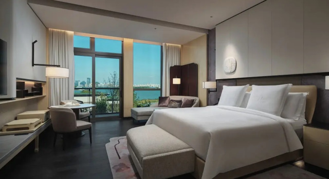 Номер Premier Four Seasons Hotel Suzhou