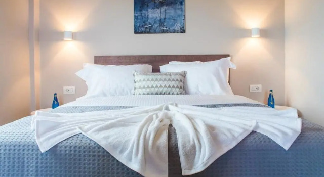 Evelyn Hotel