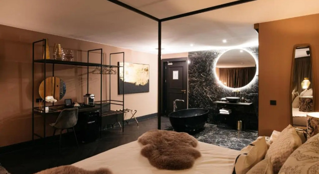 Полулюкс Hotel Britannique