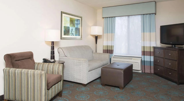 Четырёхместный люкс Hampton Inn & Suites Kokomo
