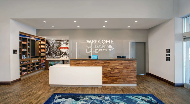 Hampton Inn & Suites by Hilton Waterloo St. Jacobs, Varaa Hotelli Waterloo 