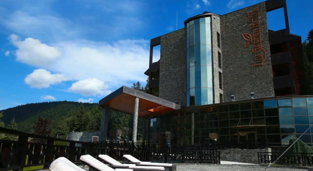 Lux Garden Hotel, Rezervovat Hotel Hotely v Prahova s bazénem, Bazén