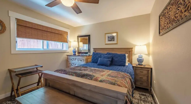 Moonglow Cottage, Забронировать Дом для отпуска Отели Камбрия с парковкой, рядом с Заповедник Fiscalini Ranch, Парковка