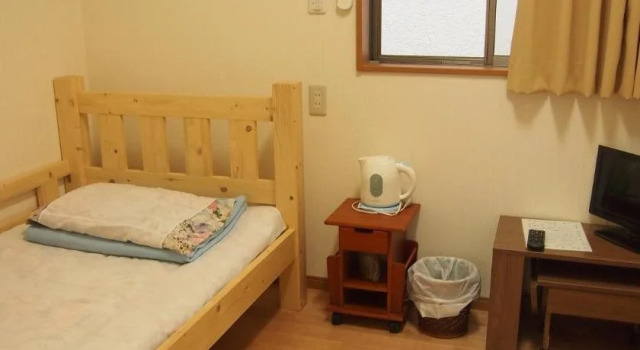 Minshuku Torokko No Yado, Prenota Hotel Yakushima 