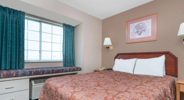 Двухместный люкс Super 8 By Wyndham Fargo Airport