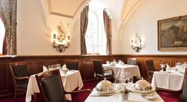 Grand Hotel Hof Ragaz, Reservar Hotel Bad Ragaz Heidiland